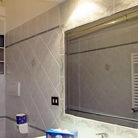 Alojamento de Acomodação e Pequeno-almoço Babri Simim Taj 4*