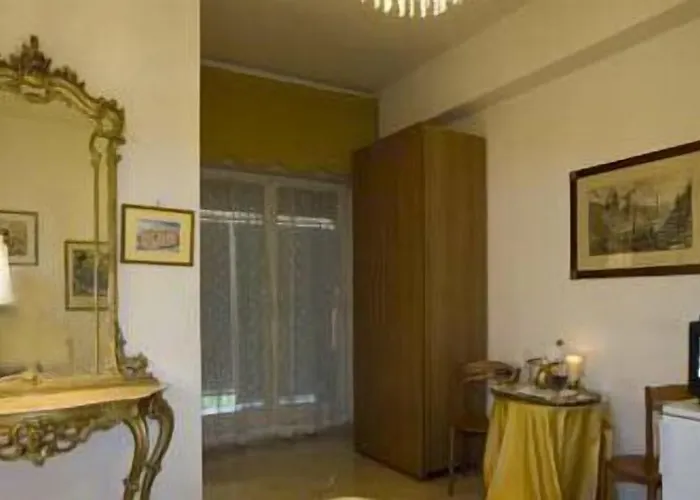 Frühstückspension Babri Simim Taj 4*