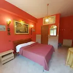 Babri Simim Taj Frühstückspension Rom