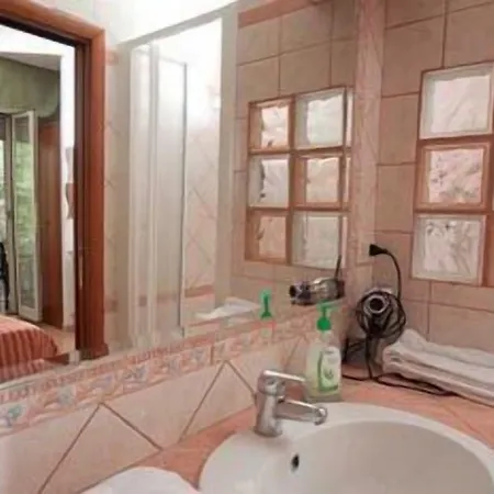 Babri Simim Taj فندق مبيت وإفطار