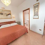 Babri Simim Taj Bed & Breakfast 4*