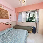 Babri Simim Taj 4*